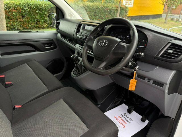Toyota Proace Verso Manual White #5