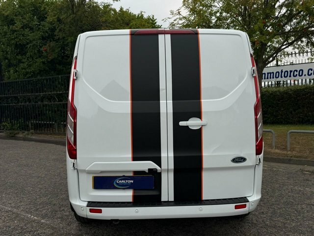 Ford Transit Custom Manual CV22JYS White #4