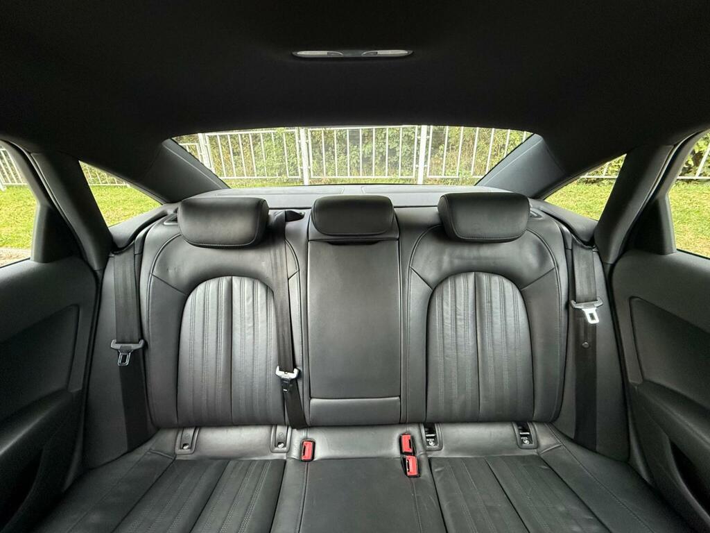 Audi A6 Saloon Se Black #41