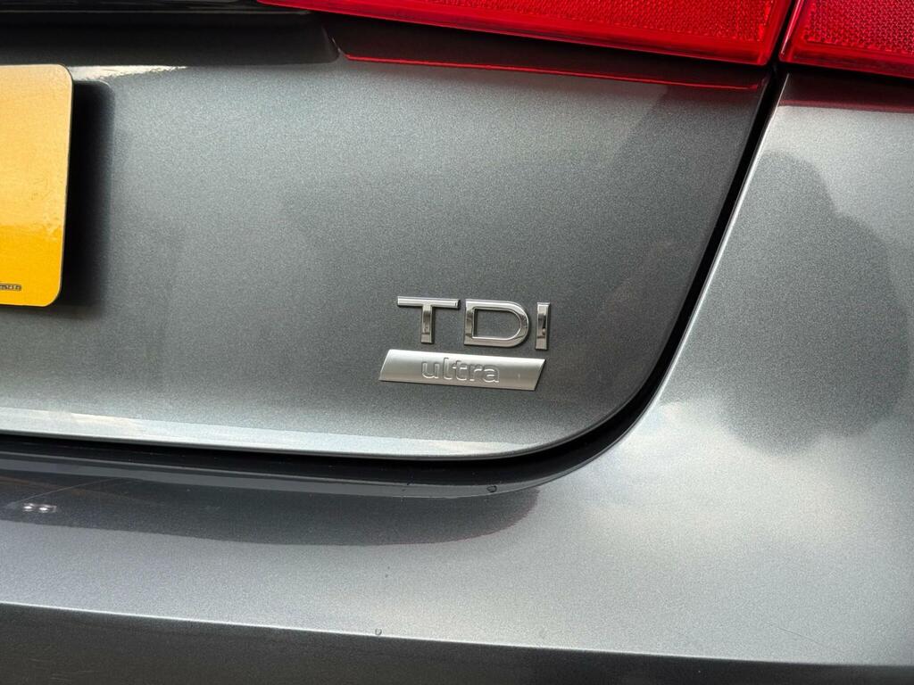 Audi A6 Saloon Se Black #27