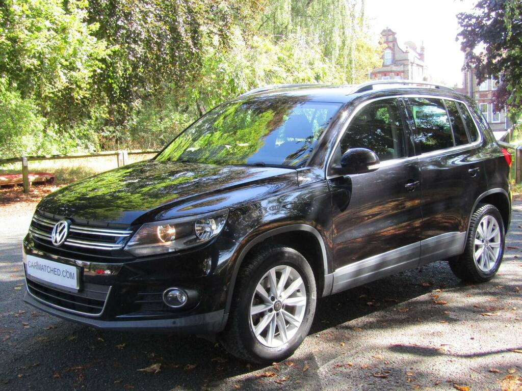 Volkswagen Tiguan 2.0 Tdi Bluemotion Tech Se Dsg Black #5