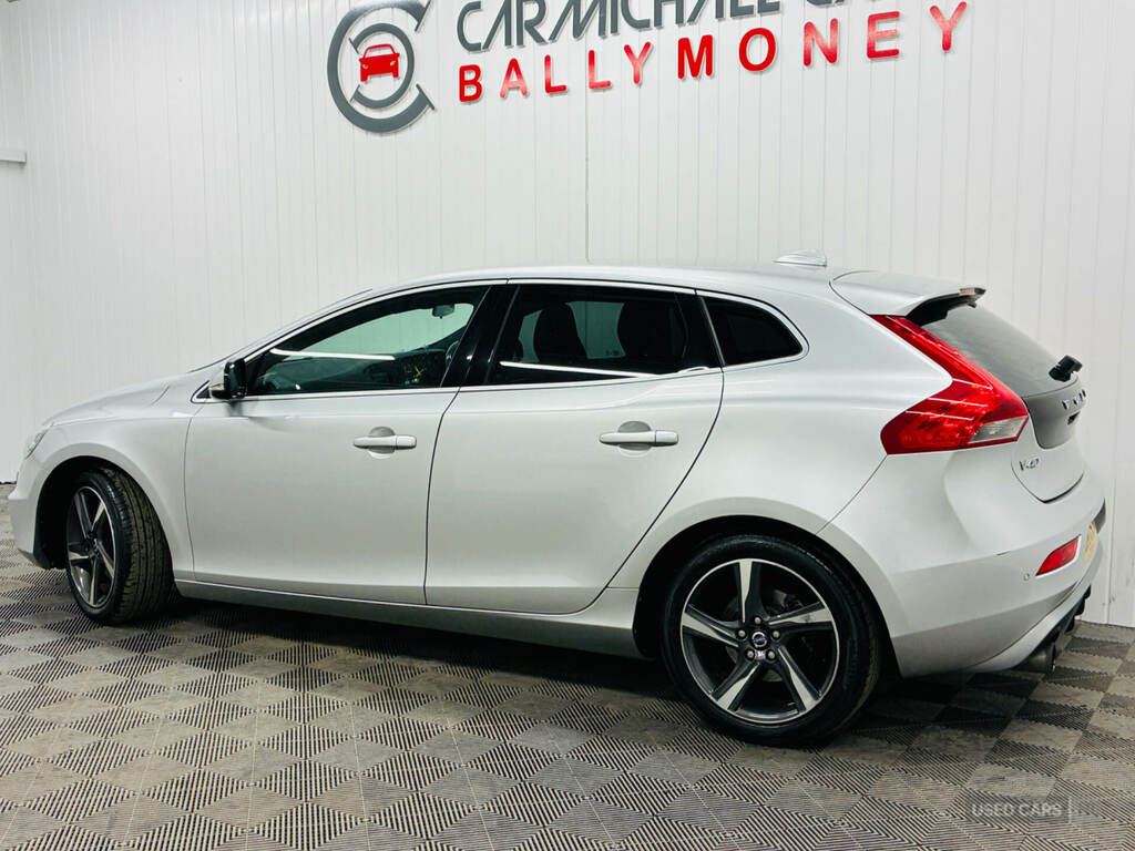 Volvo V40 D2 R Design AO14CVL Silver #5