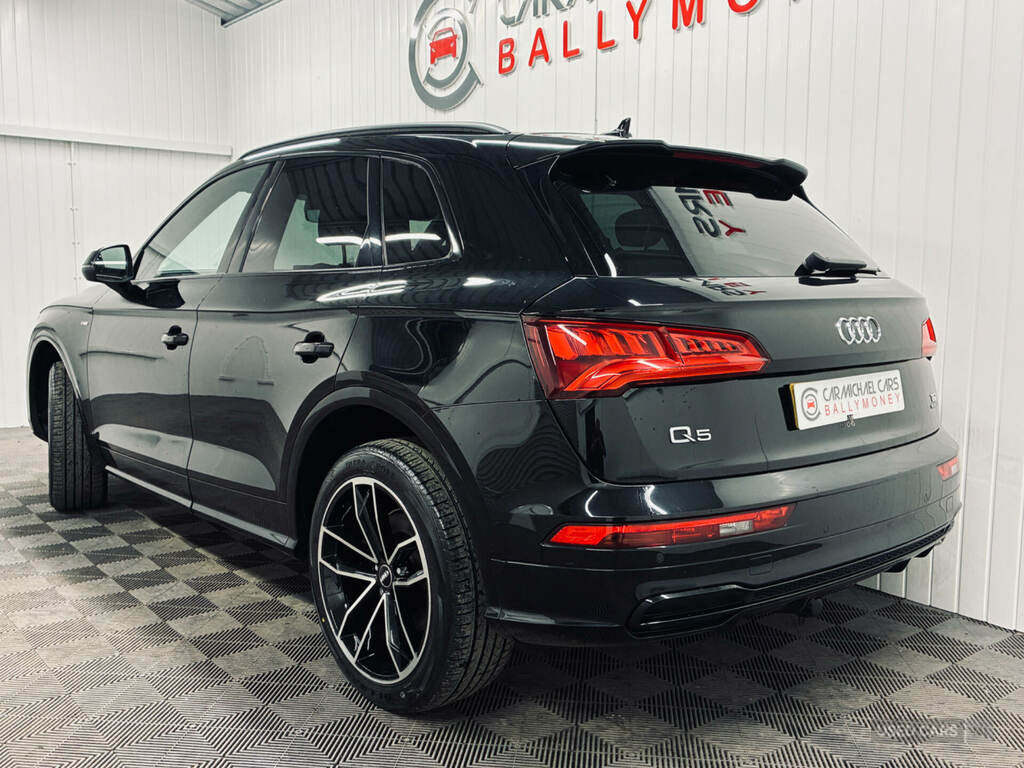 Audi Q5 2.0 Tdi Quattro S Line S Tronic RF67AYL Black #3