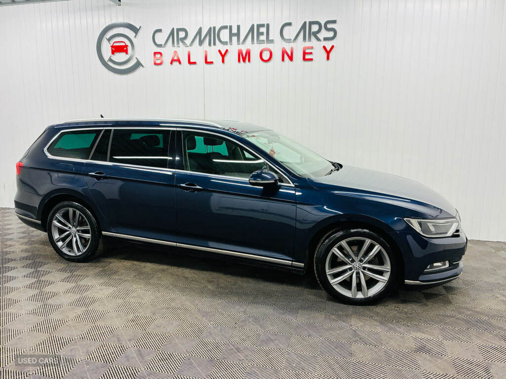 Volkswagen Passat  Blue #8