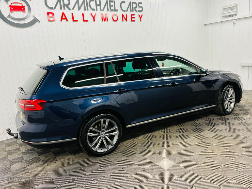Volkswagen Passat  Blue #7