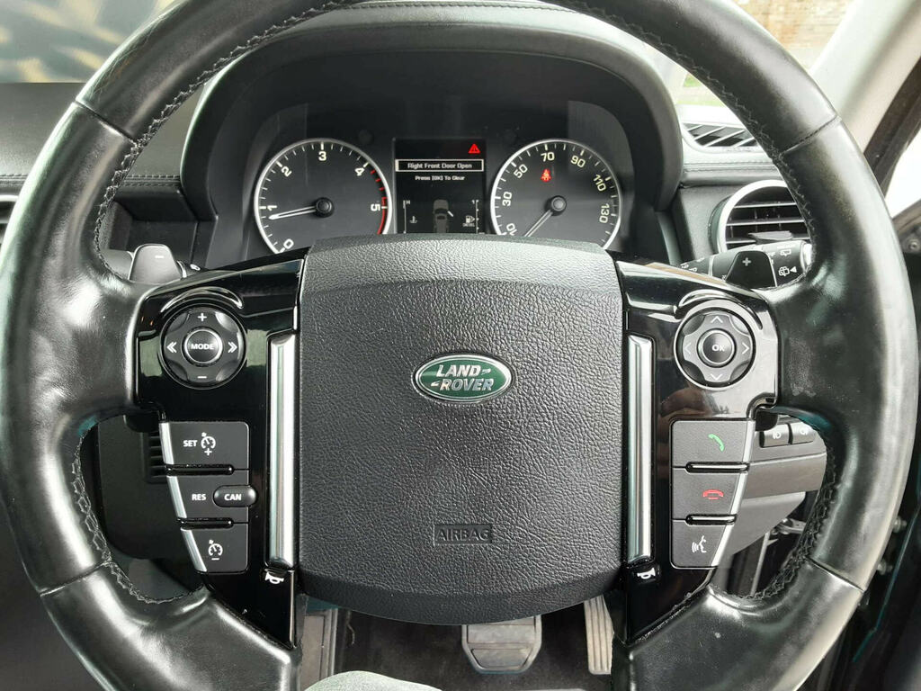 Land Rover Discovery 2.0 Td4 180 Hse Black Blue #20