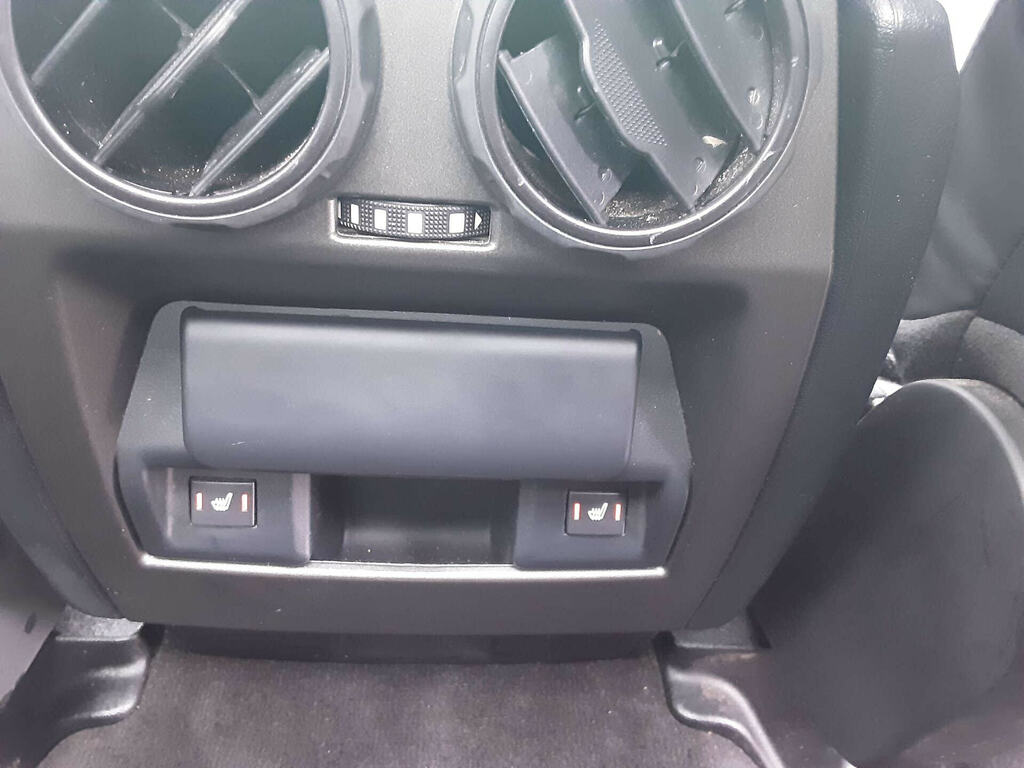 Land Rover Discovery 2.0 Td4 180 Hse Black Blue #19