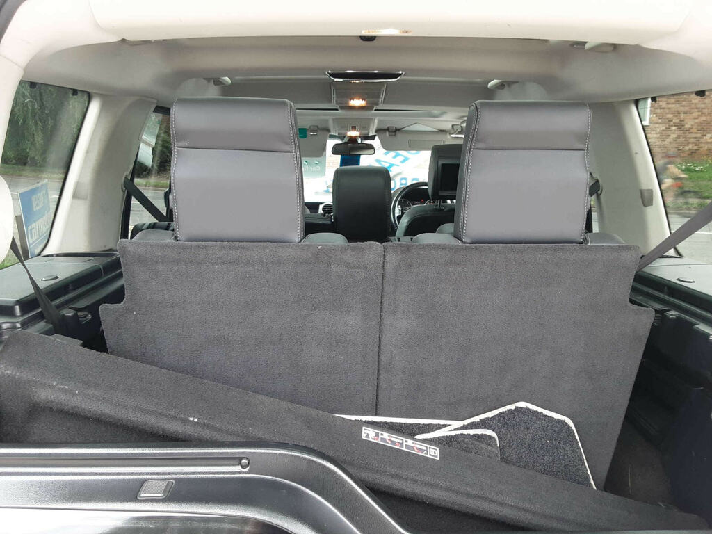 Land Rover Discovery 2.0 Td4 180 Hse Black Blue #29