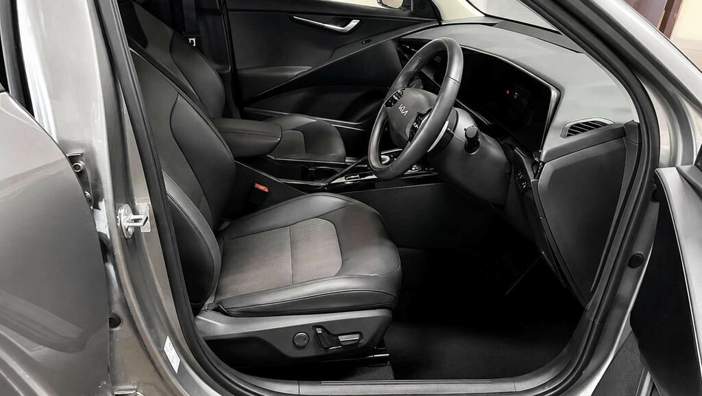Kia Niro 4 Blue #13