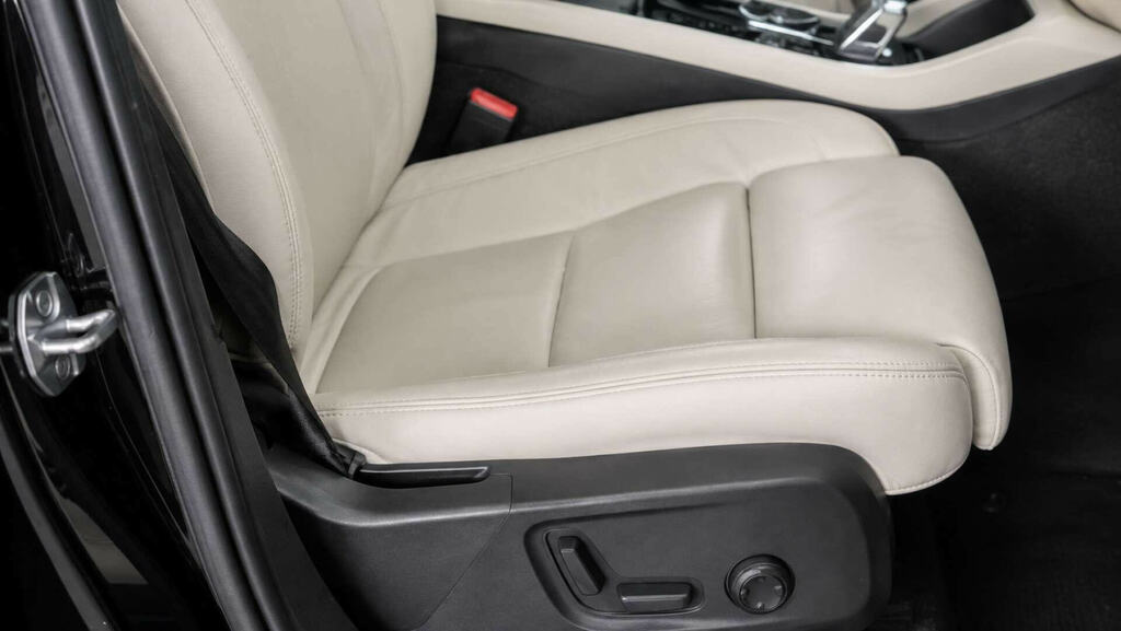 Volvo XC40 R Design Black #14