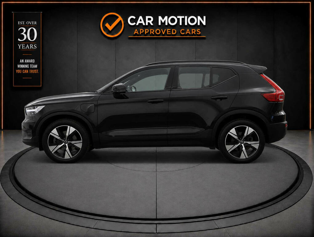 Volvo XC40 Core Black #8