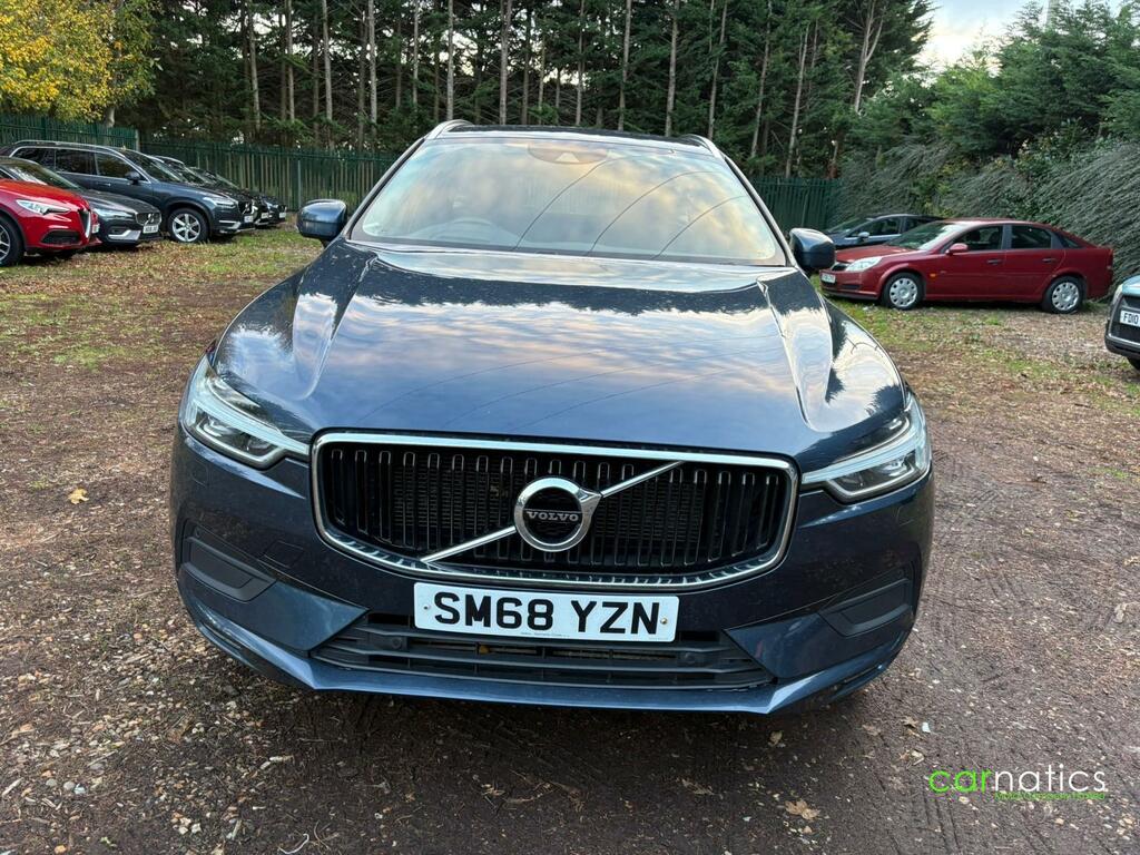 Volvo XC60 Momentum Pro Blue #5