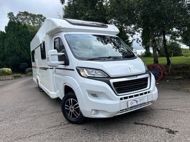 Peugeot Professional L2 White #14