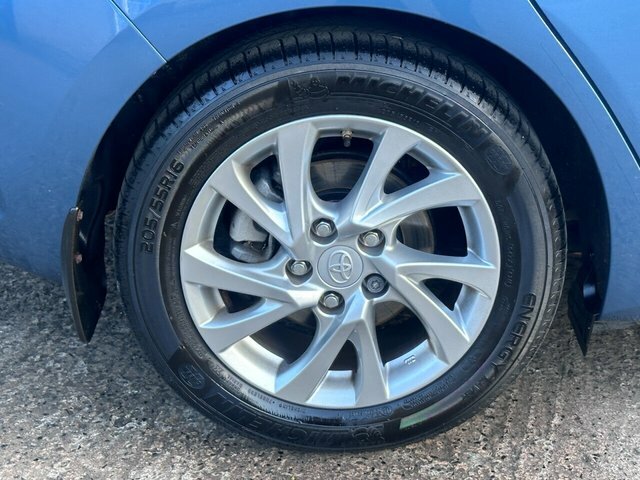 Toyota Auris Vvt-i Icon Hatchback KRZ9077 Blue #2