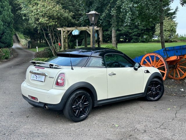 Mini Coupe Cooper Red #24