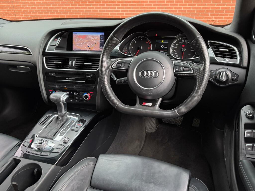 Audi A4 Black Edition White #3