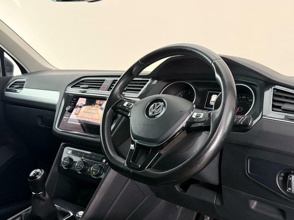 Volkswagen Tiguan 2.0 Tdi Match Euro 6 Ss Grey #3