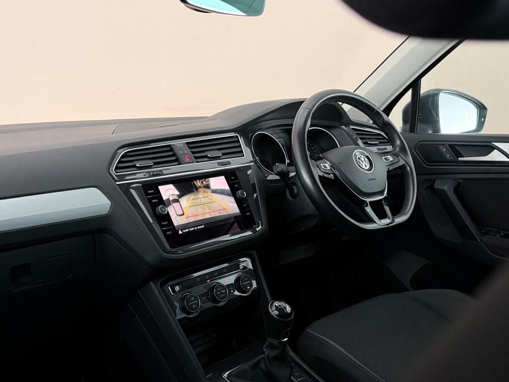 Volkswagen Tiguan 2.0 Tdi Match Euro 6 Ss Grey #4