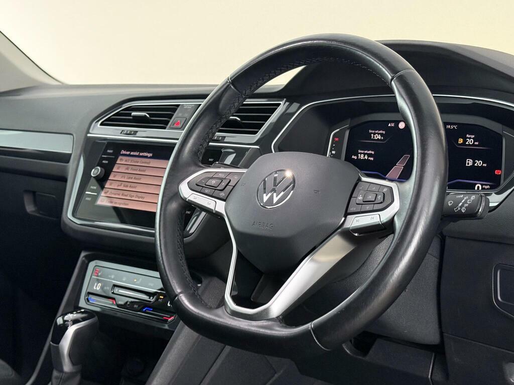 Volkswagen Tiguan 1.5 Tsi Elegance Dsg Euro 6 Ss White #3