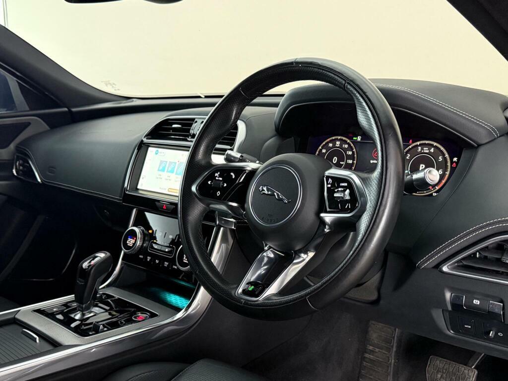 Jaguar XE R-dynamic Black Blue #3