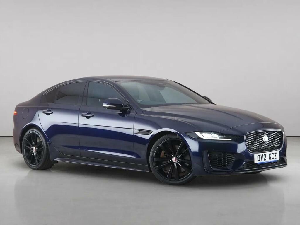 Jaguar XE R-dynamic Black Blue #1