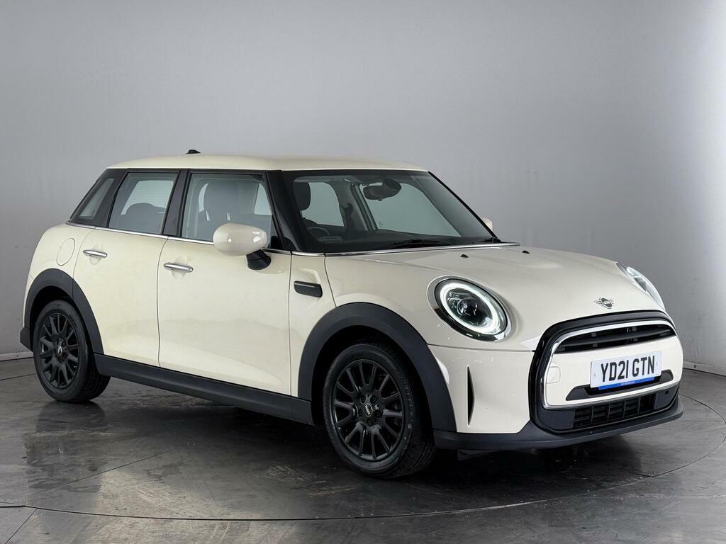 Mini Hatch 1.5 Cooper Classic Steptronic Euro 6 Ss White