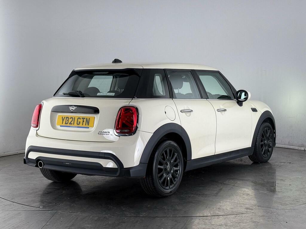 Mini Hatch 1.5 Cooper Classic Steptronic Euro 6 Ss YD21GTN White #4