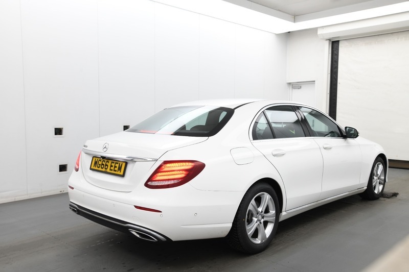 Mercedes-Benz B Class E 220 D Se WG66EEM White #2