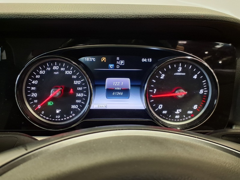 Mercedes-Benz B Class E 220 D Se WG66EEM White #3