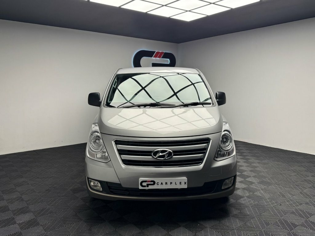 Hyundai I800  Black #10