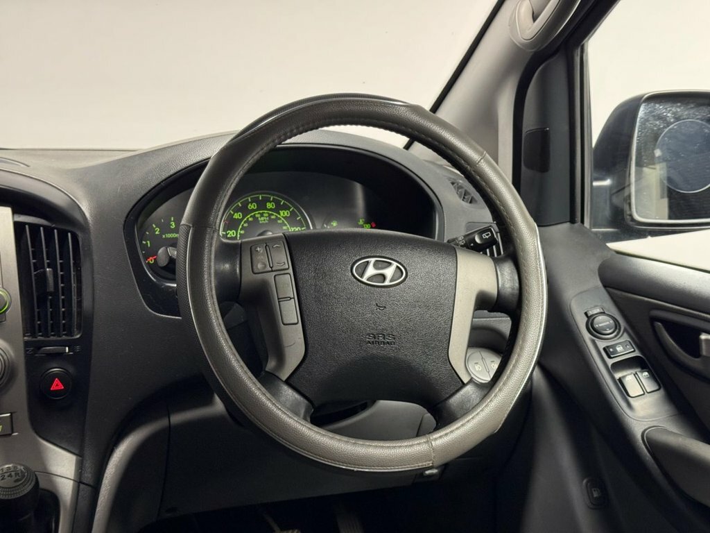 Hyundai I800 Crdi Style #21