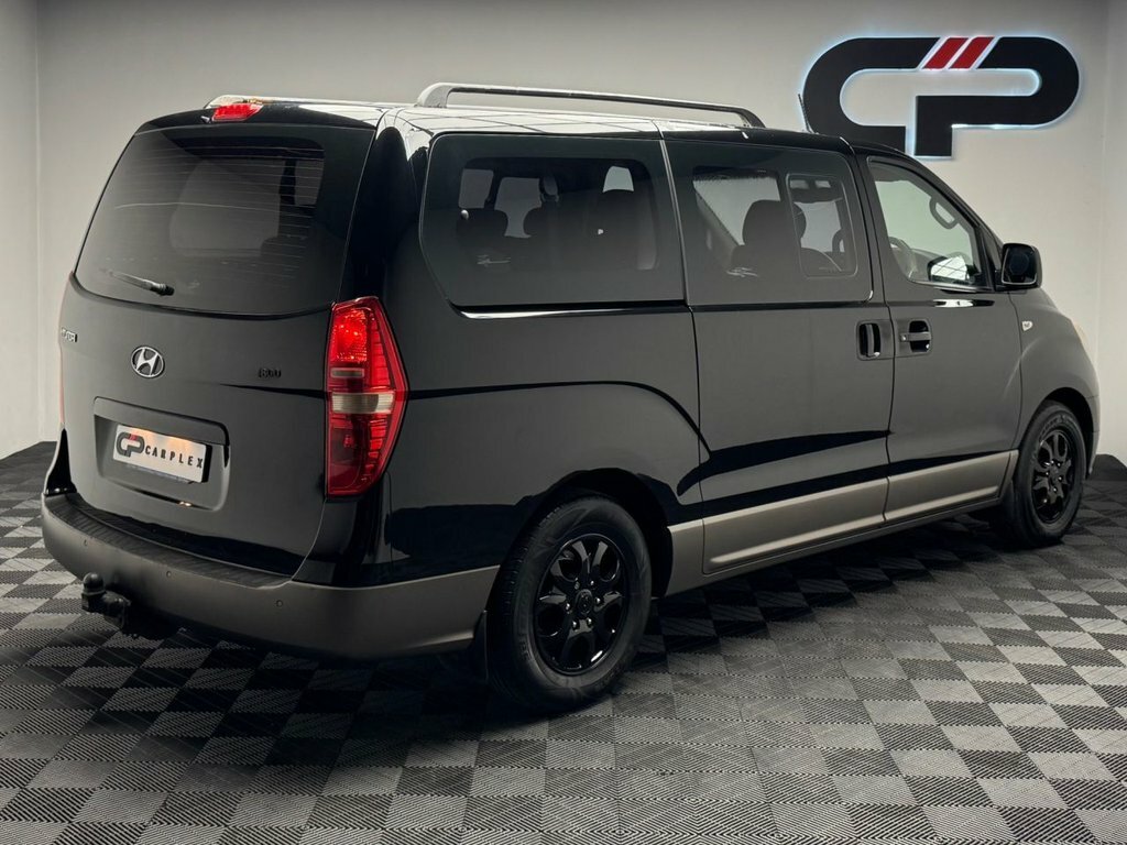 Hyundai I800 2.5L Style Black #2