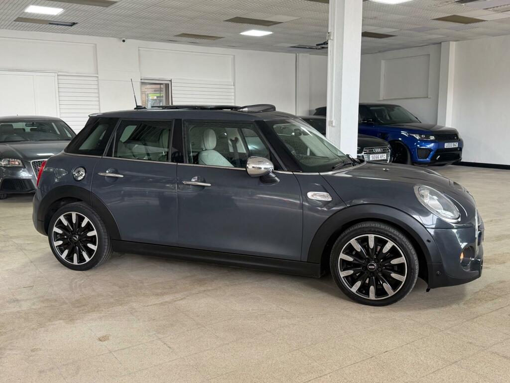 Mini Hatch 1.5 Cooper D Euro 6 Ss Black #8