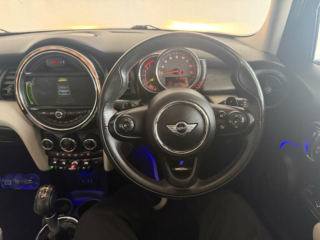 Mini Hatch 1.5 Cooper D Euro 6 Ss Black #14