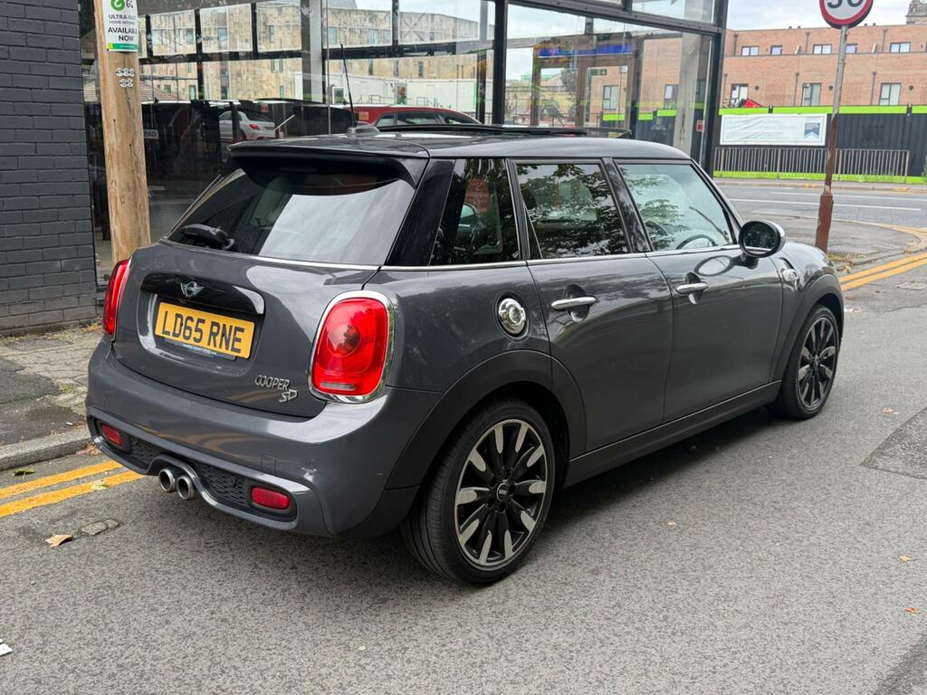 Mini Hatch 1.5 Cooper D Euro 6 Ss Black #26