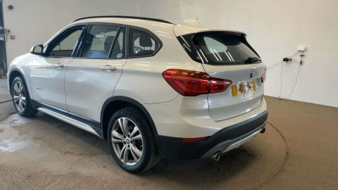 BMW X1 2.0 X1 Xdrive White #3