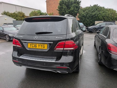 Mercedes-Benz GLE Class Automatic White #6