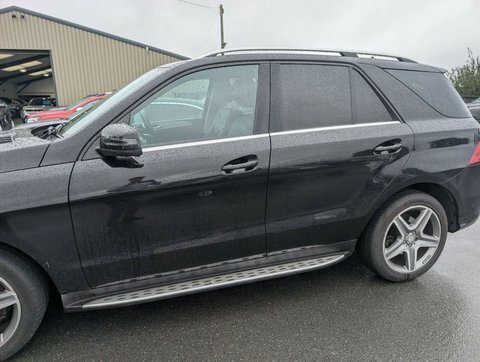Mercedes-Benz GLE Class Automatic White #3