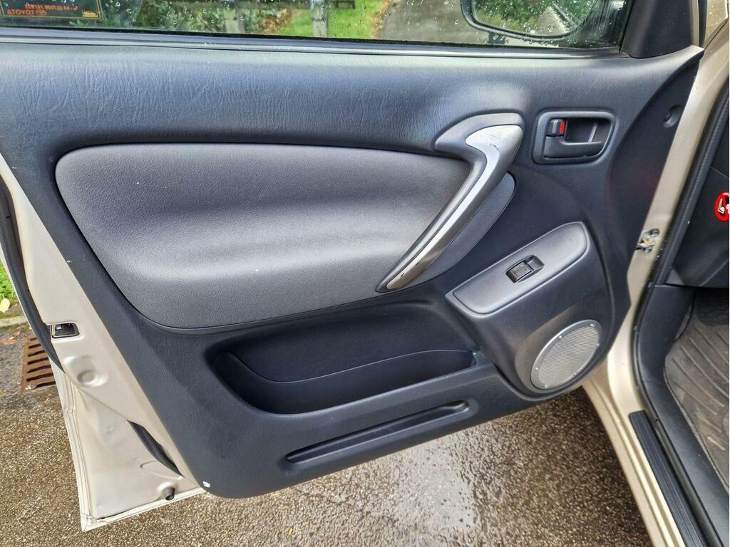 Toyota Rav 4 4 2.0 Xt3 Beige #17
