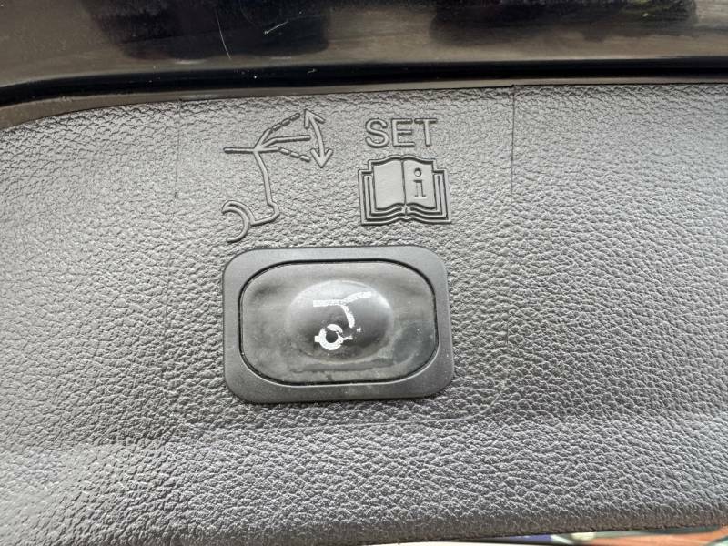 Ford Kuga Hatchback Grey #16