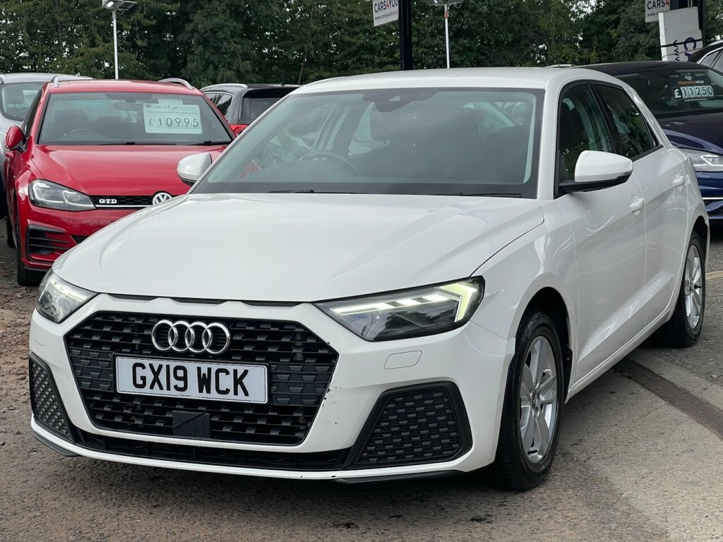 Audi A1 1L Se GX19WCK White #3