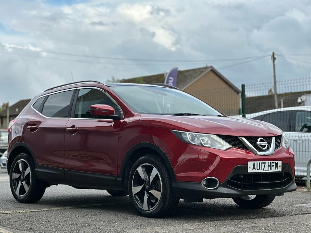Nissan Qashqai 1.5L N-connecta Red