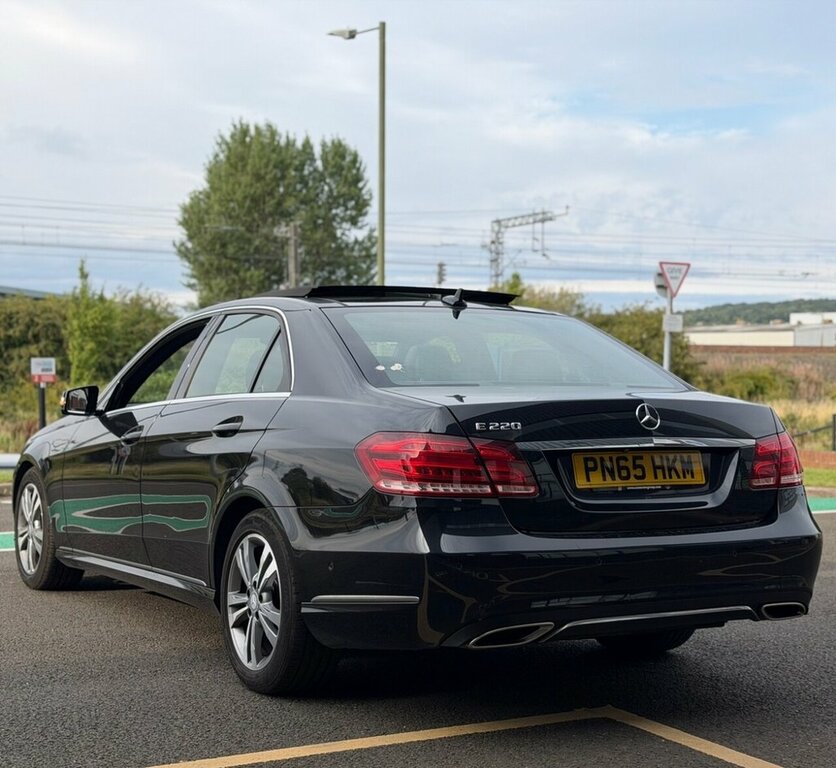 Mercedes-Benz E Class 2L Se PN65HKM Black #5