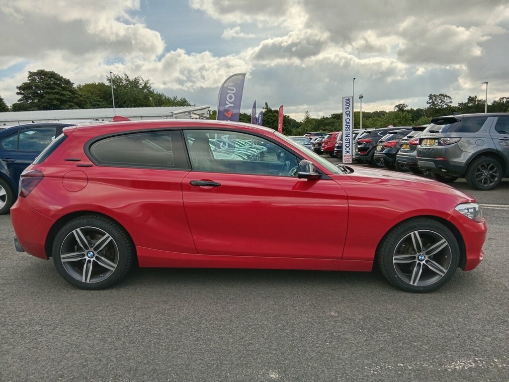 BMW 1 Series 1.5L Sport M888USM Red #4