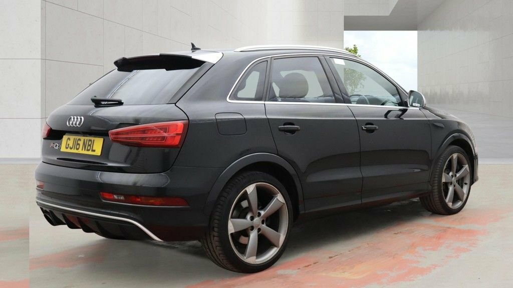 Audi RS Q3 Performance Red #10