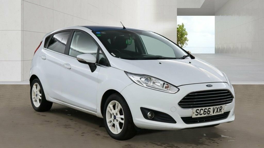 Ford Fiesta 1L Zetec White Edition White
