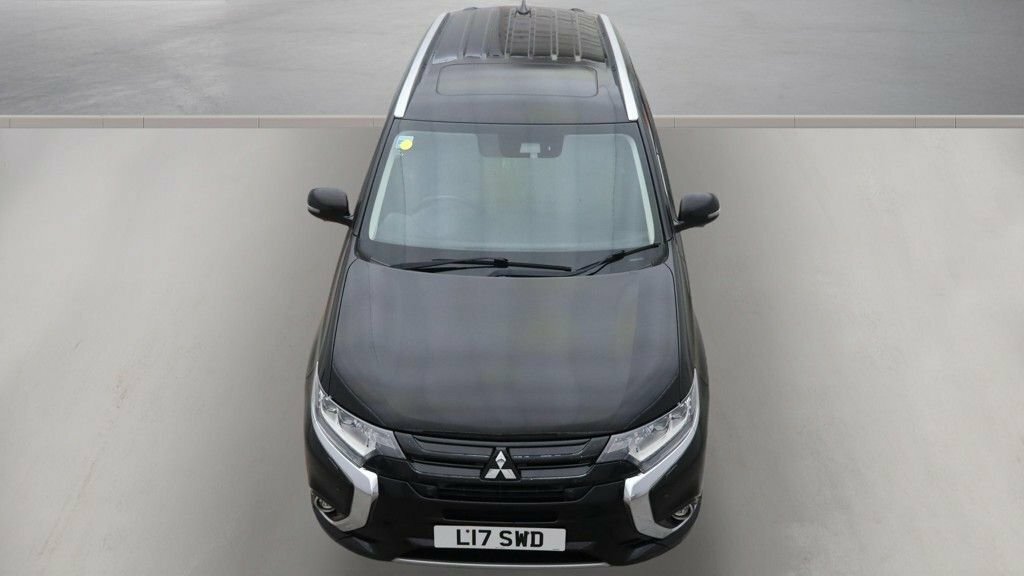 Mitsubishi Outlander 2L 4Hs Black #5