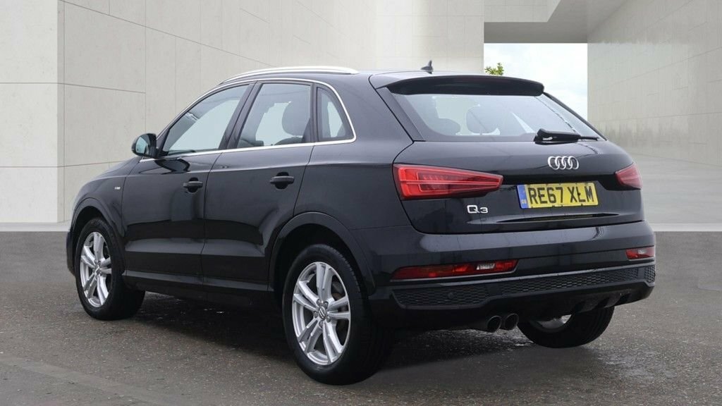 Audi Q3 1.4L S Line Edition Black #3