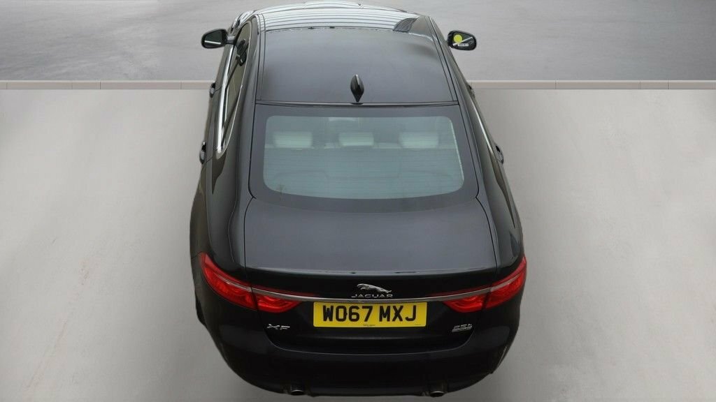 Jaguar XF Black #8