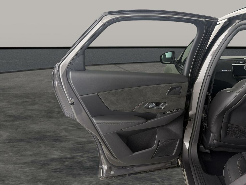 DS DS 7 Crossback Performance Line Grey #18
